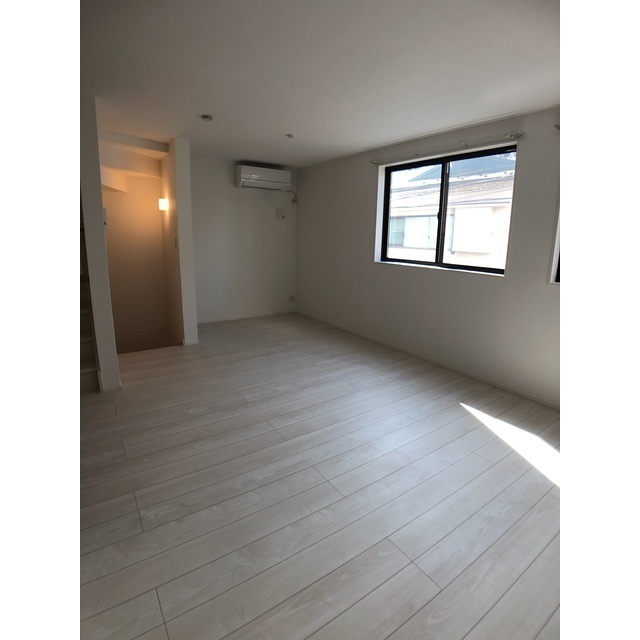 居室・リビング　２階