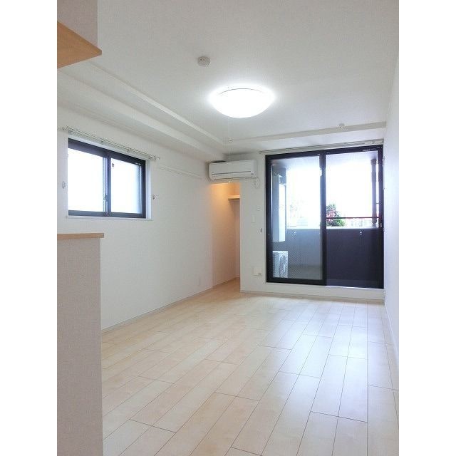 建物外観　洋室