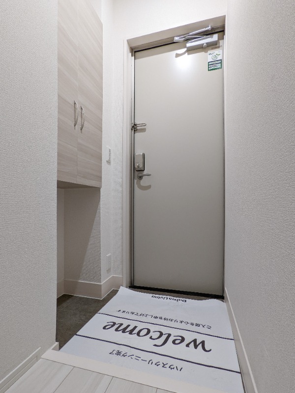 玄関　図面と現状に相違がある場合には現状を優先