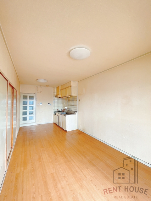 居室・リビング　リフォーム前のお写真です♪♪