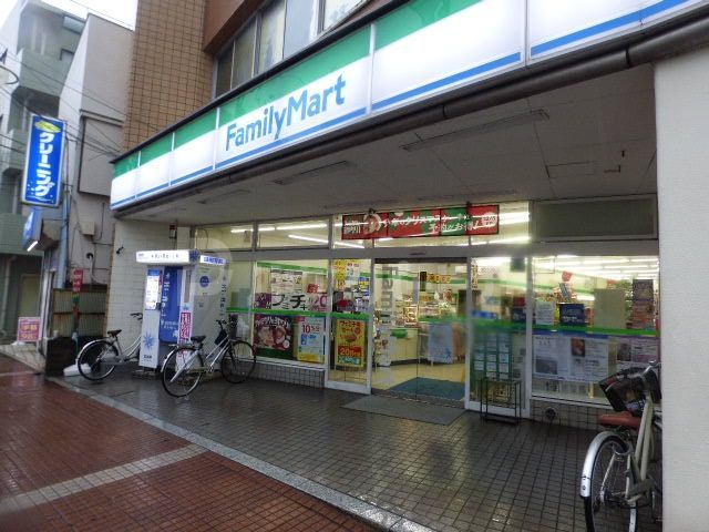コンビニ　ファミリーマート市川真間店（コンビニ）まで120m