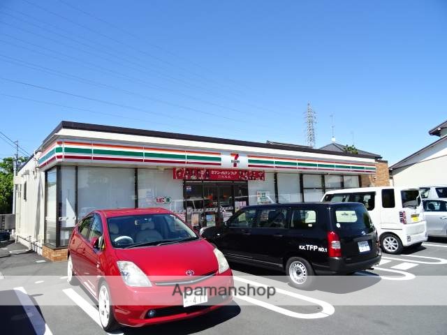 コンビニ　セブンイレブン（コンビニ）まで630m