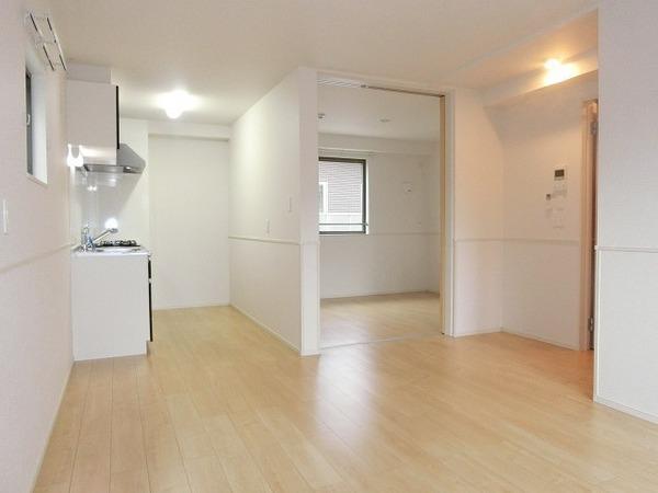 居室・リビング　広々としたリビング！