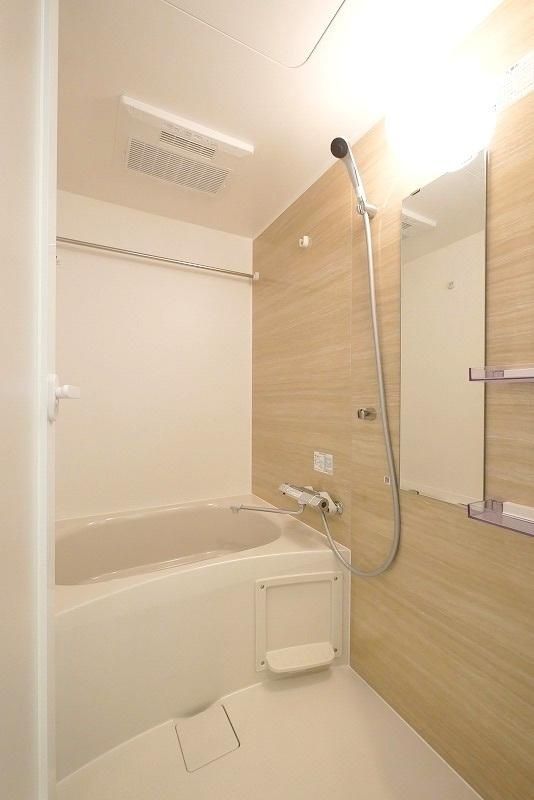 バス・シャワールーム　☆ゆっくりくつろげるお風呂☆