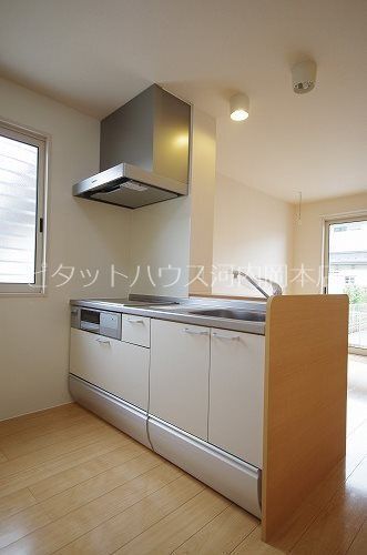 キッチン　リビング