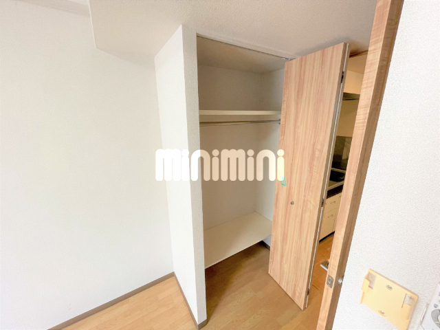 収納　入居中のため参考写真