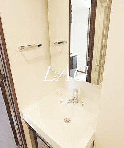 洗面設備　独立洗面台です。