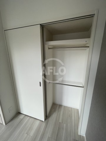 収納　アーバネックス西本町　クローゼット