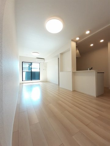 居室・リビング　居間です