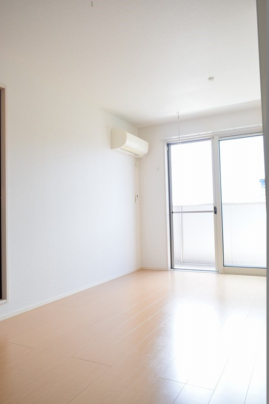 居室・リビング　別部屋参考写真