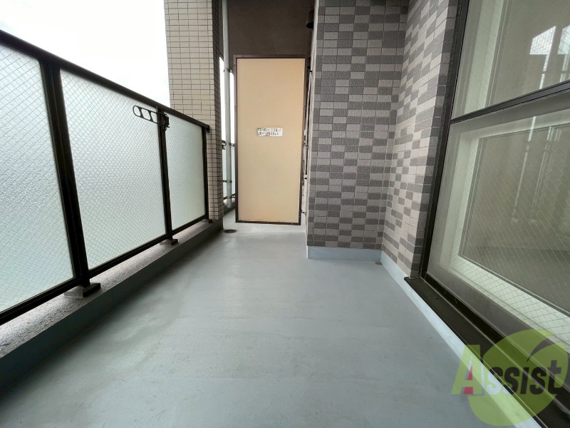 バルコニー　バルコニーです。洗濯物を干したり一息ついたりできますね！