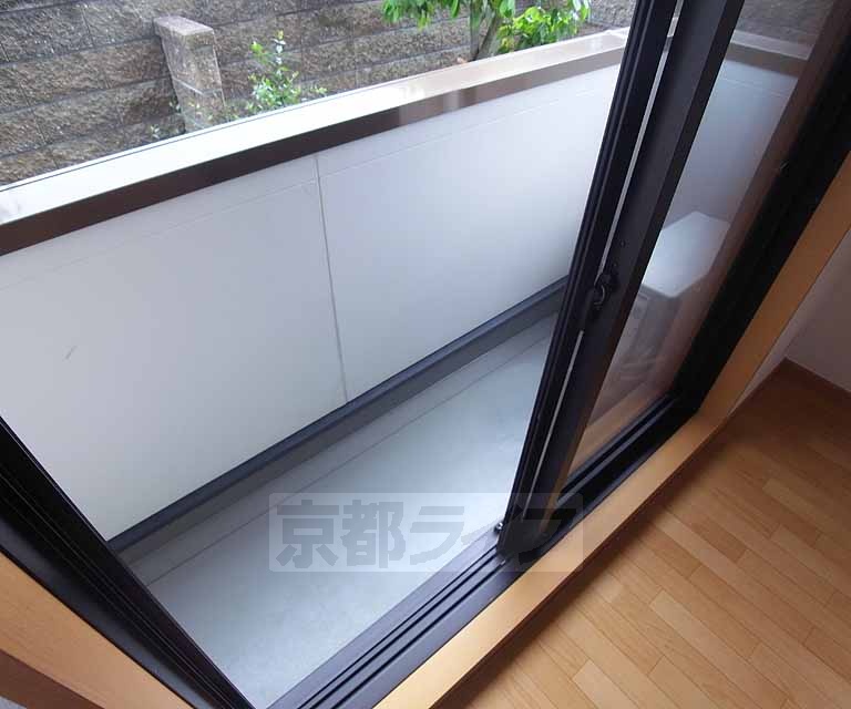 バルコニー　南向きバルコニです