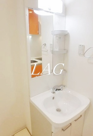 洗面設備　洗面台です。