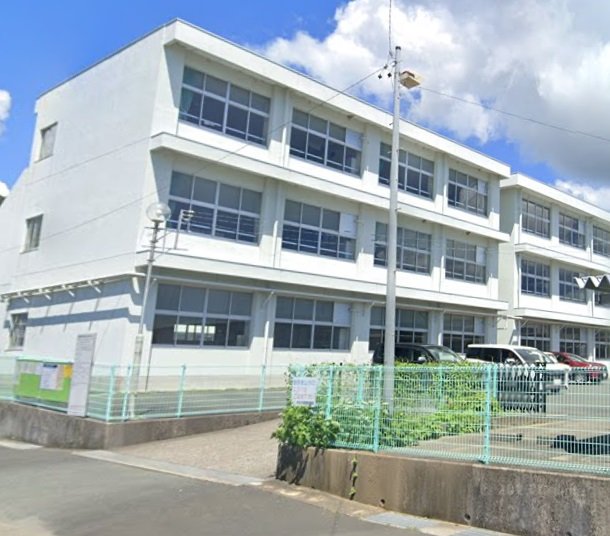 中学校　浜松市立細江中学校（中学校）まで1500m