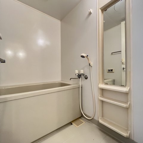 バス・シャワールーム　同仕様タイプです