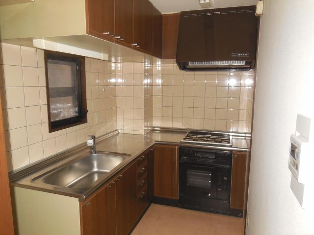 キッチン　使い勝手のいいシステムキッチン