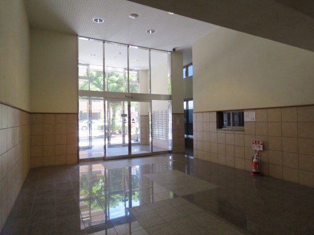 エントランス　エントランス