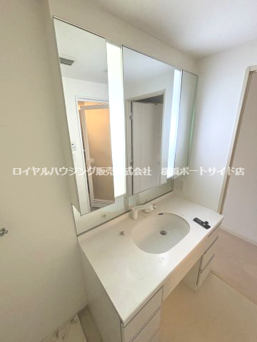 洗面設備　※同タイプの設備になります。