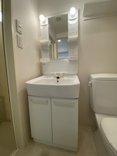 洗面設備　★収納付き、独立洗面台★