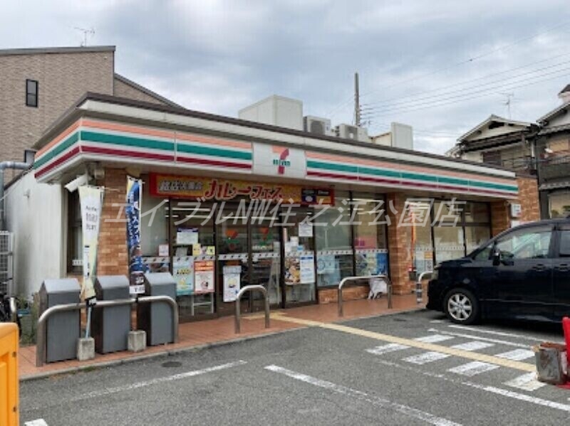 コンビニ　セブンイレブン大阪万代5丁目店（コンビニ）まで570m