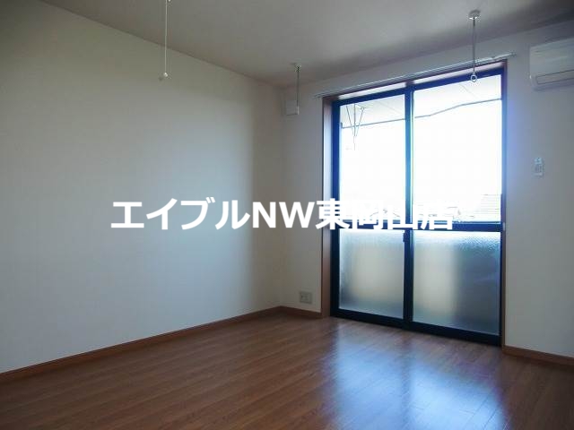 居室・リビング　写真は同タイプのイメージです。