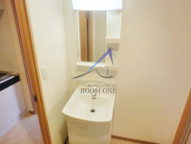 洗面設備　独立洗面台です。