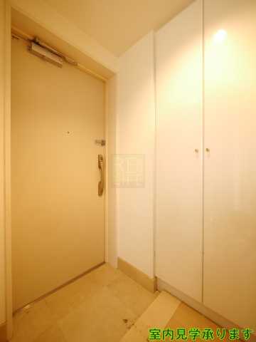 玄関　カスタリア新宿御苑