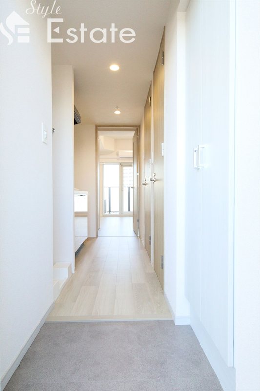 玄関　同仕様内装