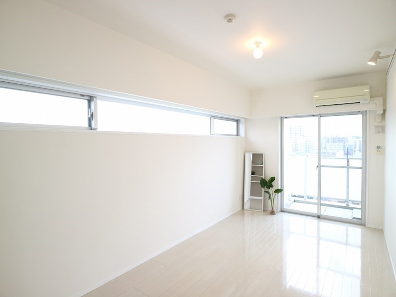 居室・リビング　※別号室の参考写真です。