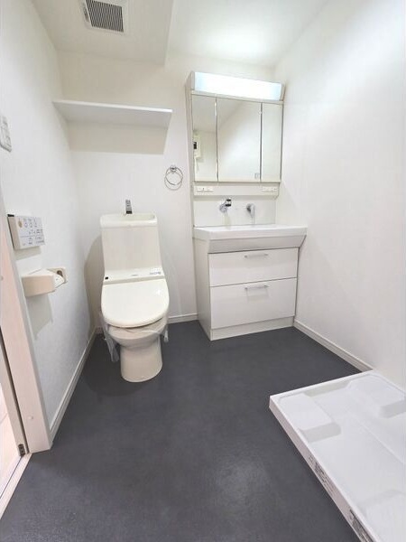 トイレ　コンパクトで使いやすいトイレです