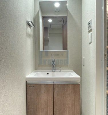 洗面設備　使いやすい独立洗面台☆