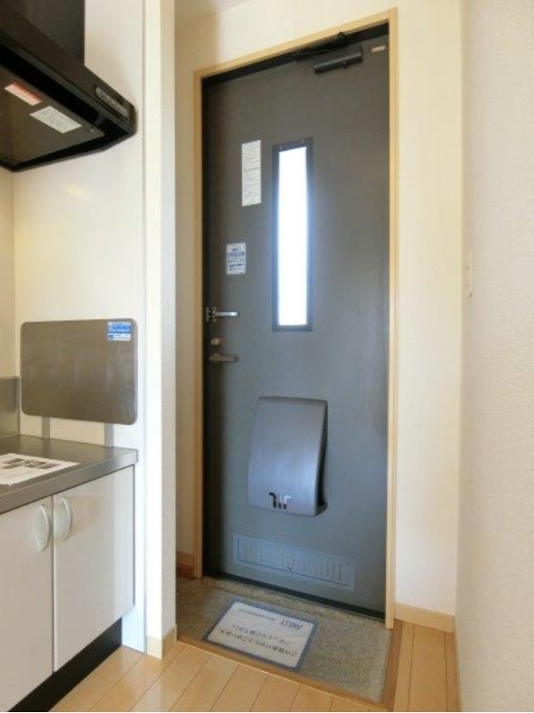 玄関　図面と現状に相違がある場合には現状を優先