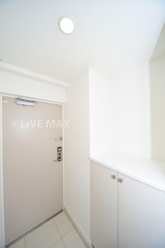 玄関　※写真と異なる場合は現状優先。