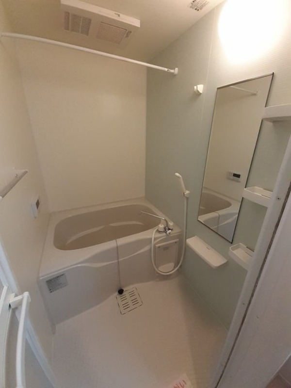 バス・シャワールーム　図面と現状に相違がある場合には現状を優先