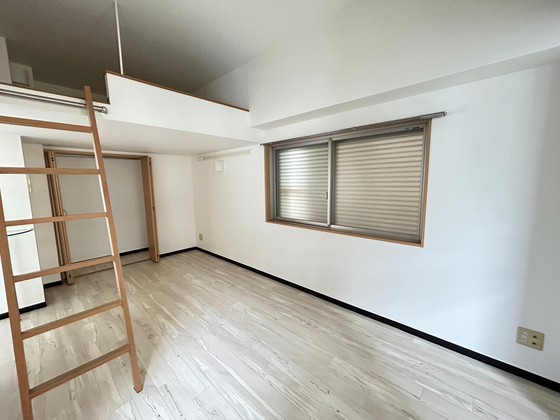 居室・リビング　※別部屋の写真です