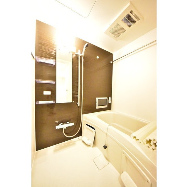 バス・シャワールーム　当社提携物件の為、どこよりも安く早く安心してご契約可能です。