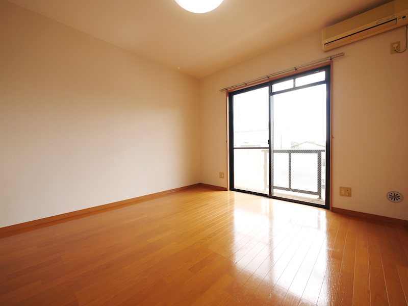 居室・リビング　洋室８帖