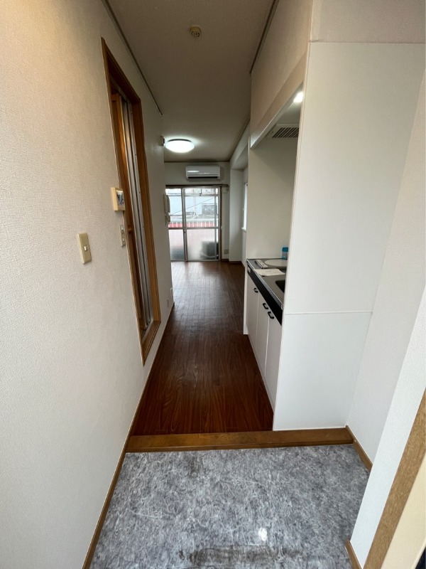 玄関　※他部屋参考写真