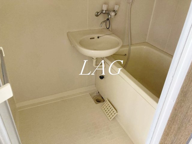 バス・シャワールーム　お風呂です。