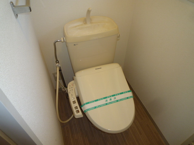 トイレ　ウォシュレット