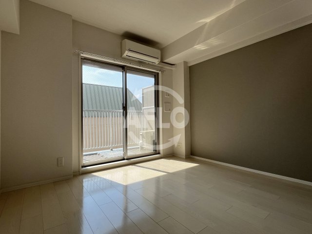 居室・リビング　BPRレジデンス江坂　リビング