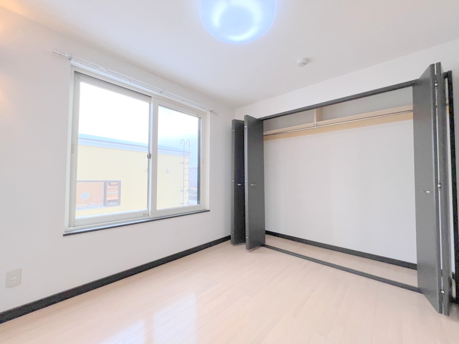 その他部屋・スペース　清潔感のある洋室です♪