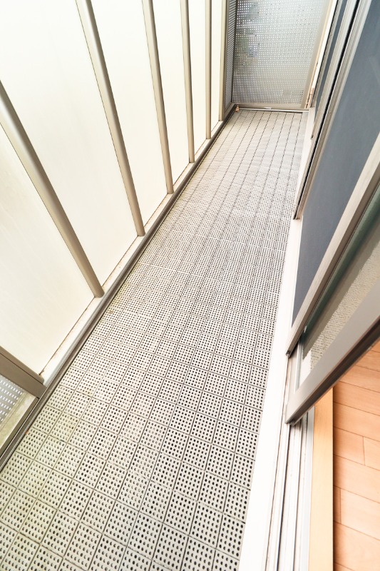 バルコニー　図面と現状に相違がある場合には現状を優先