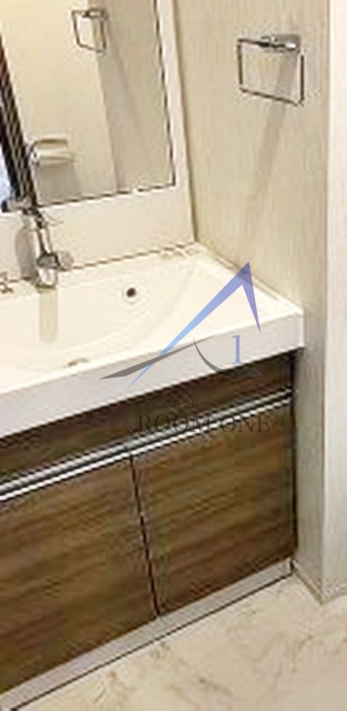 洗面設備　洗面台です。