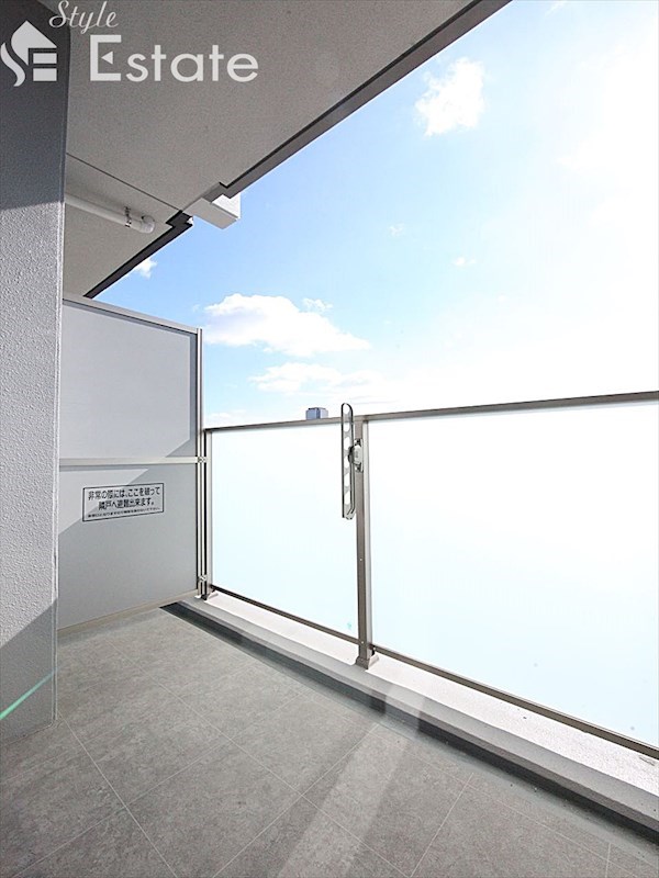 バルコニー　バルコニー