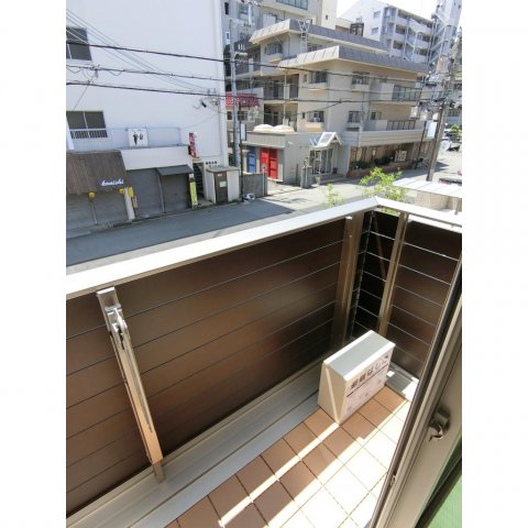 バルコニー　同一施工会社。同一仕様内装です。