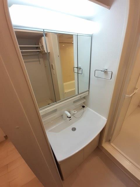 洗面設備　洗面室