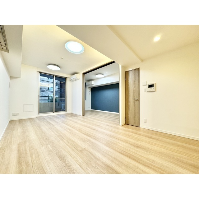 居室・リビング　内観1※別部屋参考写真