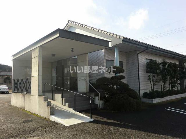 病院　中村歯科医院（病院）まで672m