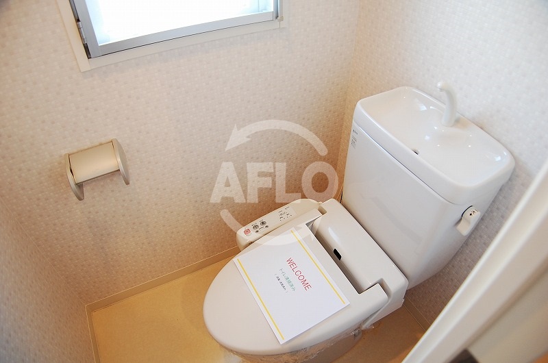 トイレ　W.O.B.阿波座（ウォブ阿波座）　トイレ